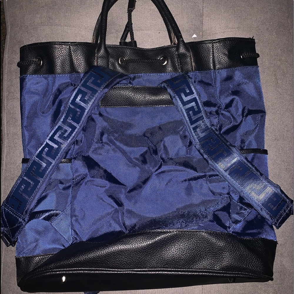 Versace Parfums Bag Backpack Blue Black Drawstring Perfumes Duffle Overnight